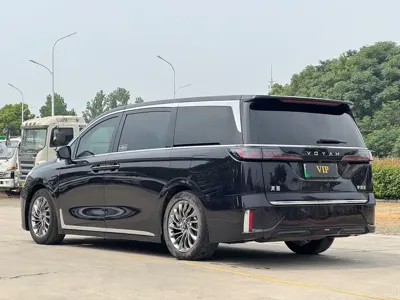 Voyah Dreamer 2022, 40000 км, за 23579.95 USD