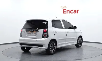 Kia Morning 2011, 19641 км, за 2395.96 USD