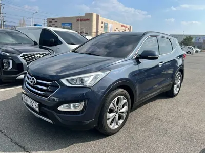 Hyundai Santafe · 2015 год