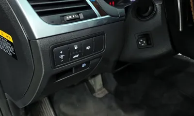 Hyundai Genesis 2015, 152893 км, за 5939.87 USD - фото 16