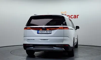 Kia Canival 2021, 122809 км, за 15659.07 USD