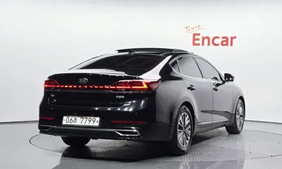Kia K7 2020, 214987 км, за 11701.22 USD