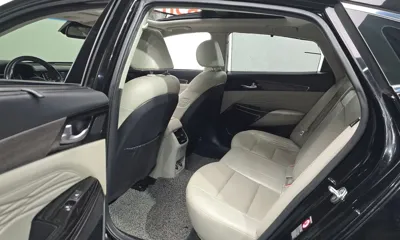 Kia K7 2020, 214987 км, за 11701.22 USD - фото 12
