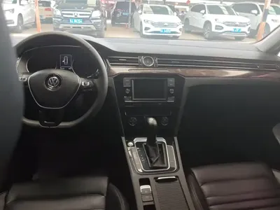 Volkswagen Magotan 2019, 121100 км, за 11136.54 USD - фото 12