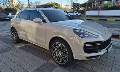 Porsche Cayenne 2023, 16670 км, за 101746.1 USD