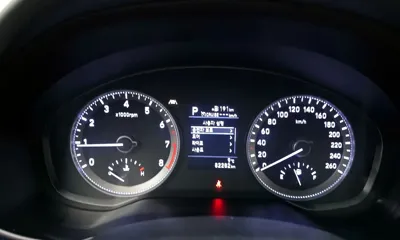 Hyundai Grandeur 2019, 82282 км, за 11430.46 USD - фото 8