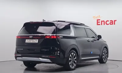 Kia Canival 2021, 84408 км, за 16225.15 USD