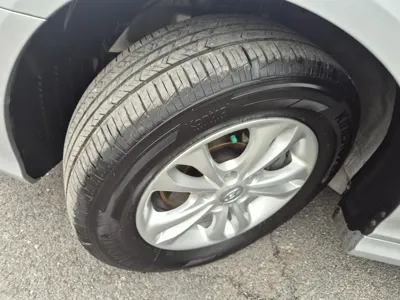 Hyundai Grandeur 2011, 170632 км, за 2213.97 USD
