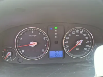 Hyundai Grandeur 2011, 170632 км, за 2213.97 USD - фото 8