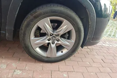 Toyota Highlander 2018, 127800 км, за 18612 USD - фото 19