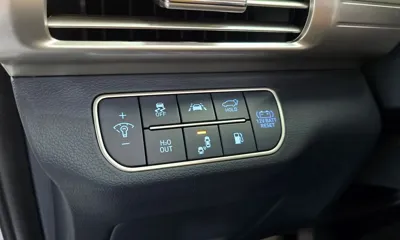 Hyundai Nexo 2022, 64106 км, за 14441.86 USD - фото 28