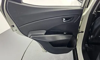 KG_Mobility_Ssangyong TIBOLI 2018, 127367 км, за 4810.5 USD - фото 25