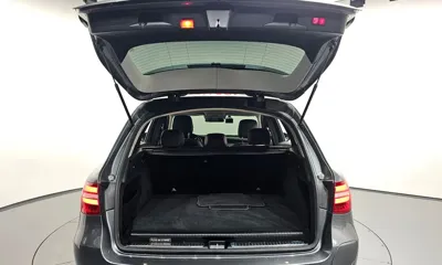 Mercedes-Benz GLC-Class 2018, 82719 км, за 16082.45 USD - фото 17