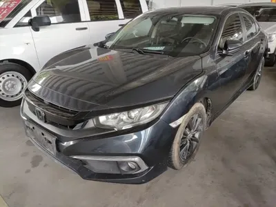Honda Civic · 2021 год