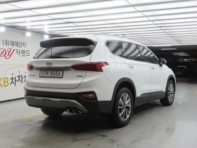 Hyundai Santafe 2019, 146000 км, за 10973.04 USD
