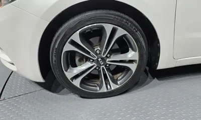 Kia K3 2013, 94275 км, за 3900.06 USD