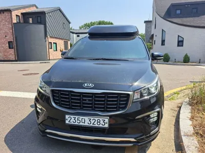 Kia Canival · 2020 год