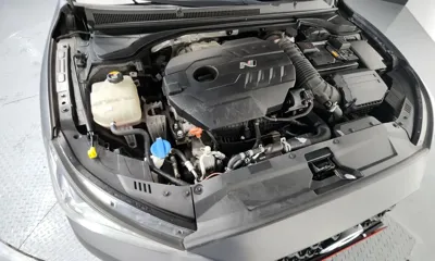 Hyundai Veloster 2019, 82785 км, за 10175.09 USD - фото 6