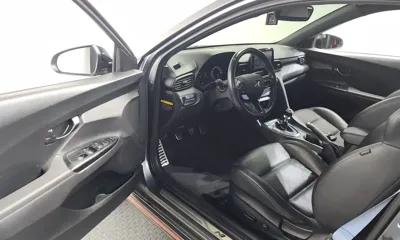 Hyundai Veloster 2019, 82785 км, за 10175.09 USD - фото 10