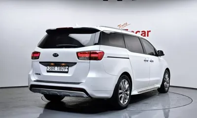 Kia Canival 2015, 87249 км, за 7661.3 USD
