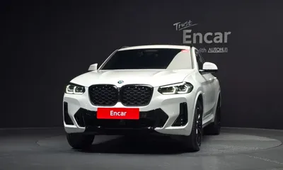 BMW X4 2025, 1376 км, за 55700.36 USD