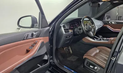 BMW X5 2022, 140978 км, за 37697.44 USD - фото 10