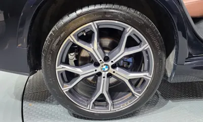 BMW X5 2022, 140978 км, за 37697.44 USD - фото 21