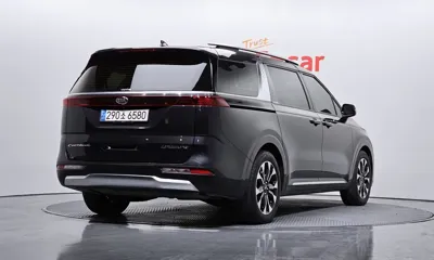 Kia Canival 2021, 57783 км, за 26125.77 USD