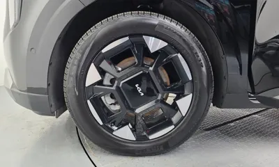 Kia Canival 2025, 30428 км, за 27192.32 USD