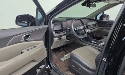 Kia Canival 2025, 30428 км, за 27192.32 USD - фото 10