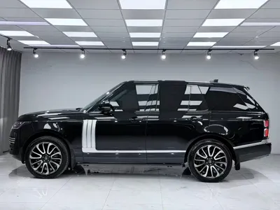 Land Rover Range Rover 2021, 80000 км, за 96819.78 USD