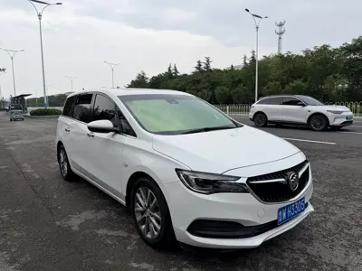 Buick GL6 2019, 80000 км, за 6395.57 USD