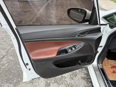 Buick GL6 2019, 80000 км, за 6395.57 USD - фото 6