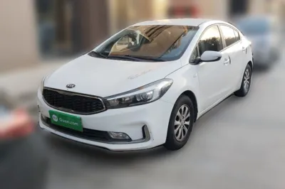 Kia K3 · 2016 год