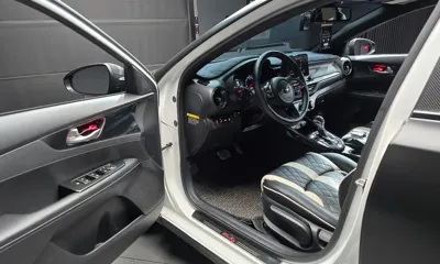 Kia K3 2019, 69788 км, за 6544.16 USD - фото 11