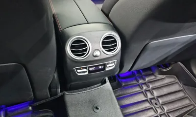 Mercedes-Benz GLC-Class 2022, 22891 км, за 38056.24 USD - фото 33