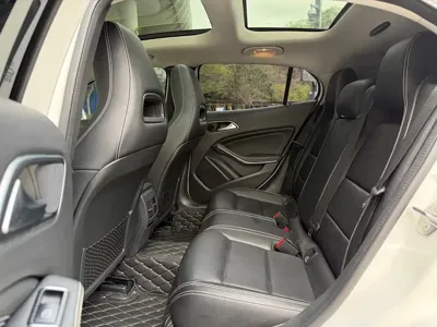 Mercedes-Benz GLA 2019, 60000 км, за 11509.61 USD - фото 10