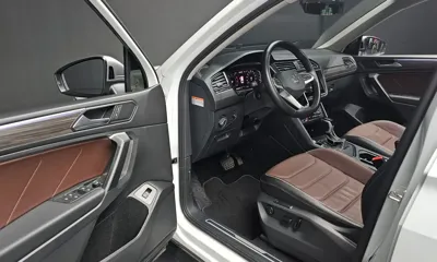 Volkswagen Tiguan 2024, 23805 км, за 21662.07 USD - фото 11