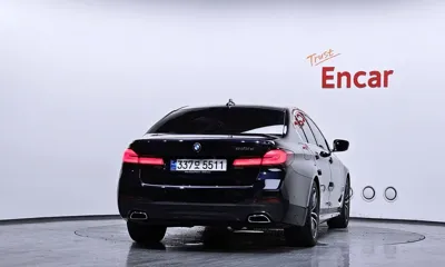 BMW 5-Series 2023, 87365 км, за 24241.04 USD