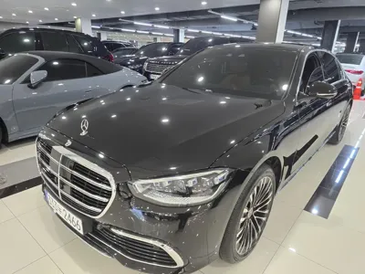Mercedes-Benz S-Class 2023, 49135 км, за 66299.07 USD