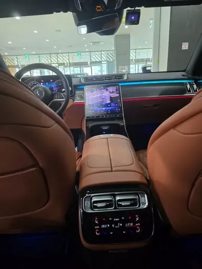 Mercedes-Benz S-Class 2023, 49135 км, за 66299.07 USD - фото 16