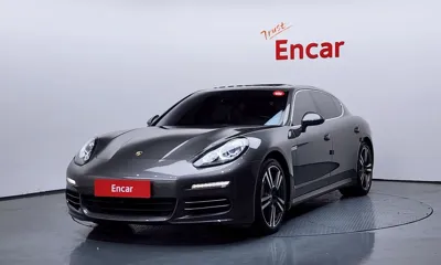 Porsche Panamera · 2014 год