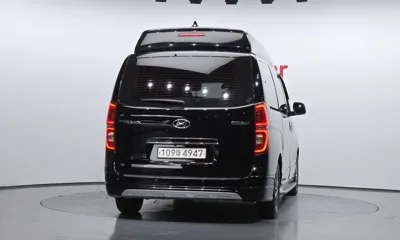 Hyundai Starex 2019, 142383 км, за 12026.26 USD