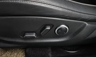 Genesis GV70 2021, 97739 км, за 21142.36 USD - фото 31