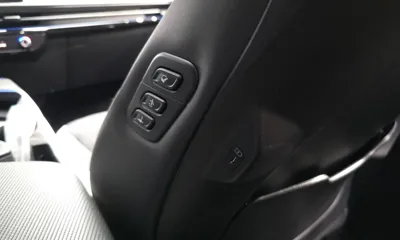 Kia EV6 2025, 5635 км, за 31205.23 USD - фото 42