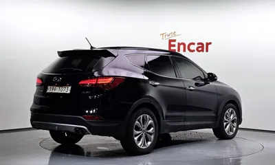 Hyundai Santafe 2015, 140702 км, за 7296.42 USD