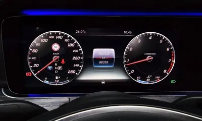 Mercedes-Benz E-Class 2017, 88338 км, за 15622.95 USD - фото 8