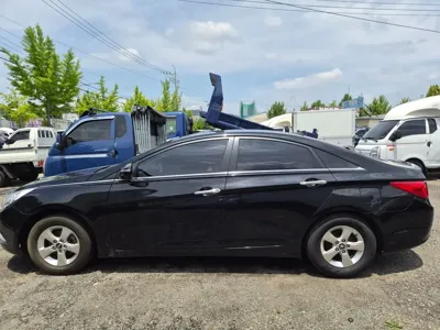 Hyundai Sonata 2014, 214047 км, за 1917.7 USD - фото 7