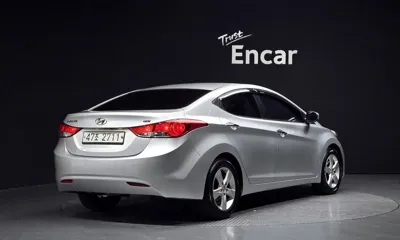 Hyundai Avante 2014, 98299 км, за 3150.85 USD