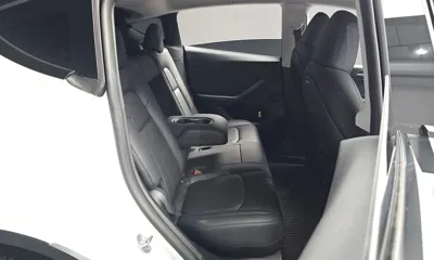 Tesla Model Y 2024, 26723 км, за 27947.9 USD - фото 11